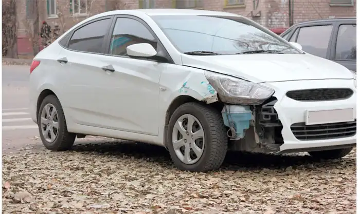 Limousine mit Motorschaden – Ankauf Walldorf Weiße Limousine mit Motorschaden in Walldorf